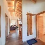 Hochalmbahnen Chalets 10W2, Holunder, Nahe Gondel ラウリス