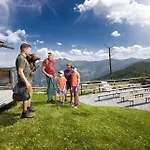 Hochalmbahnen Chalets 10W2, Holunder, Nahe Gondel アパート ラウリス