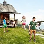 Hochalmbahnen Chalets 10W2, Holunder, Nahe Gondel *